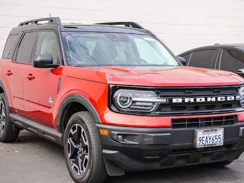 Certified 2022 Ford Bronco Sport Outer Banks AWD/4WD image 3