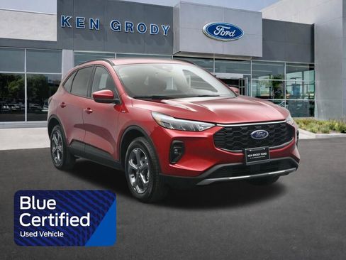 Certified 2025 Ford Escape ST-Line Select image 1