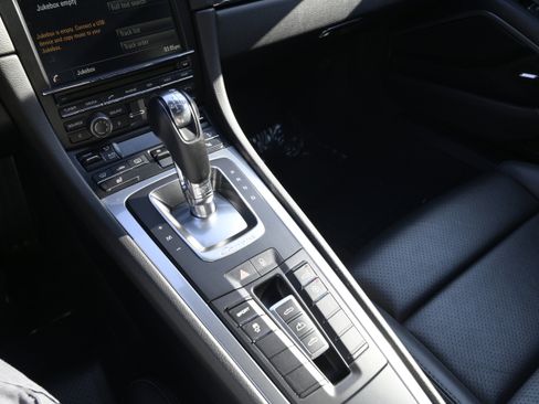 Used 2016 Porsche 911 Carrera 4 image 25