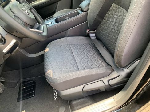New 2026 Nissan Kicks SV w/ Cold Weather Package FWD image 20