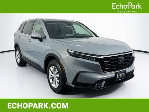 Used 2025 Honda CR-V LX image 1