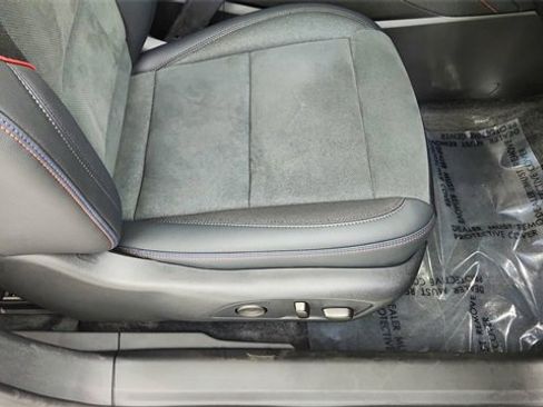 Used 2025 Chevrolet Blazer EV RS image 23