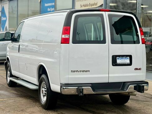 Used 2024 GMC Savana 2500 RWD 2500 135 w/ Driver Convenience Package image 3