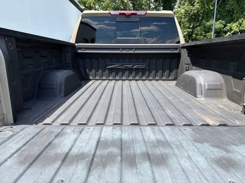 Used 2023 Chevrolet Silverado 1500 ZR2 w/ Technology Package AWD/4WD image 15
