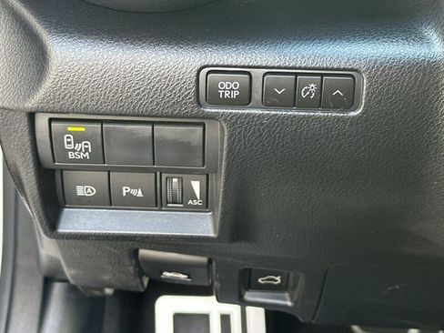 Used 2024 Lexus RC 350 F Sport image 32