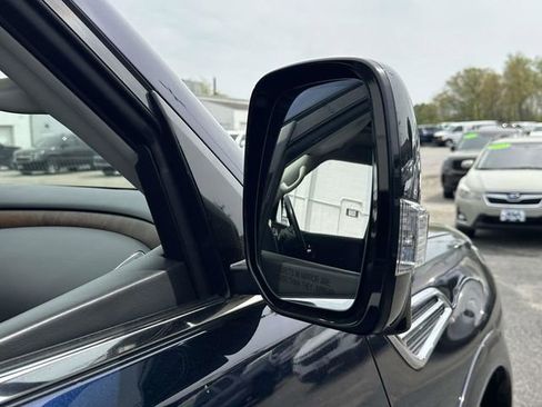 Used 2021 Nissan Armada SL w/ Captain's Chairs Package AWD/4WD image 27