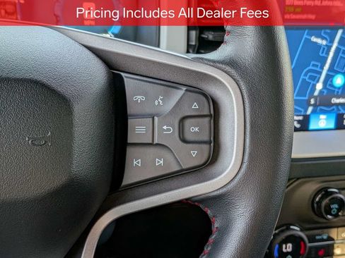 Used 2025 Ford Bronco Heritage Edition AWD/4WD image 28