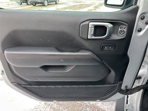 Used 2022 Jeep Wrangler Unlimited Rubicon w/ Xtreme Recon 35" Tire Package image 17