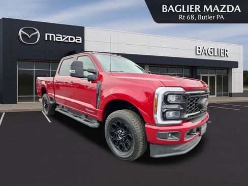 Used 2026 Ford F350 Lariat w/ Black Appearance Package AWD/4WD image 1