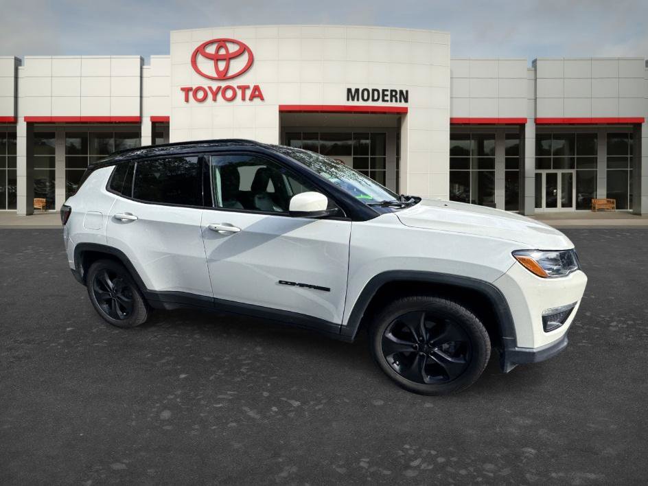 Used 2020 Jeep Compass Latitude FWD image 14