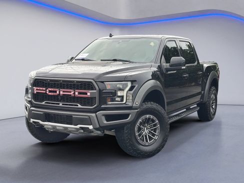 Used 2020 Ford F150 Raptor w/ Equipment Group 802A Luxury AWD/4WD image 2