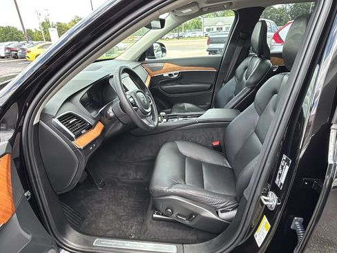 Certified 2024 Volvo XC90 T8 Plus w/ Protection Package Premier AWD/4WD image 24