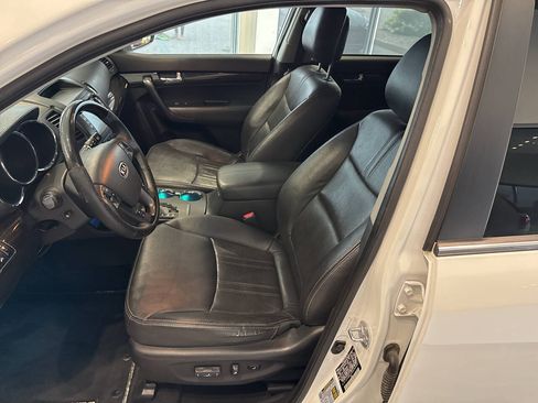 Used 2013 Kia Sorento SX w/ SX Premium Pkg FWD image 10