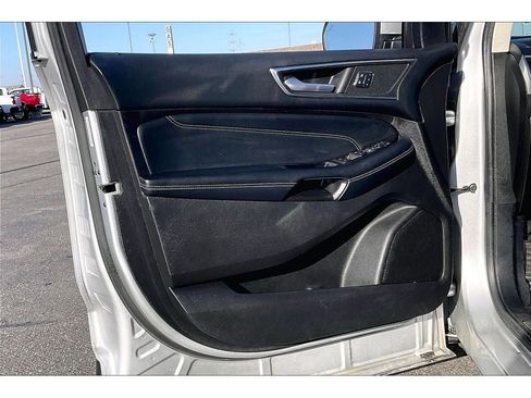 Used 2017 Ford Edge Titanium w/ Equipment Group 301A image 25