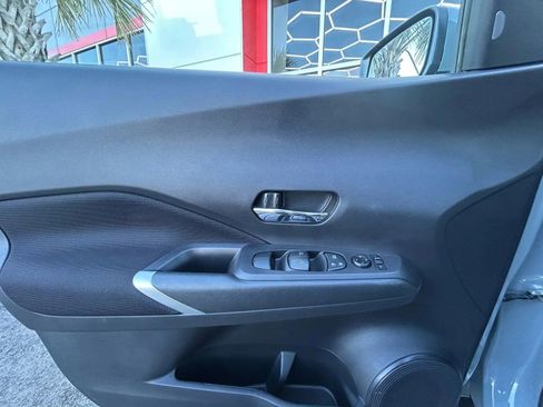 Used 2024 Nissan Kicks SV image 18