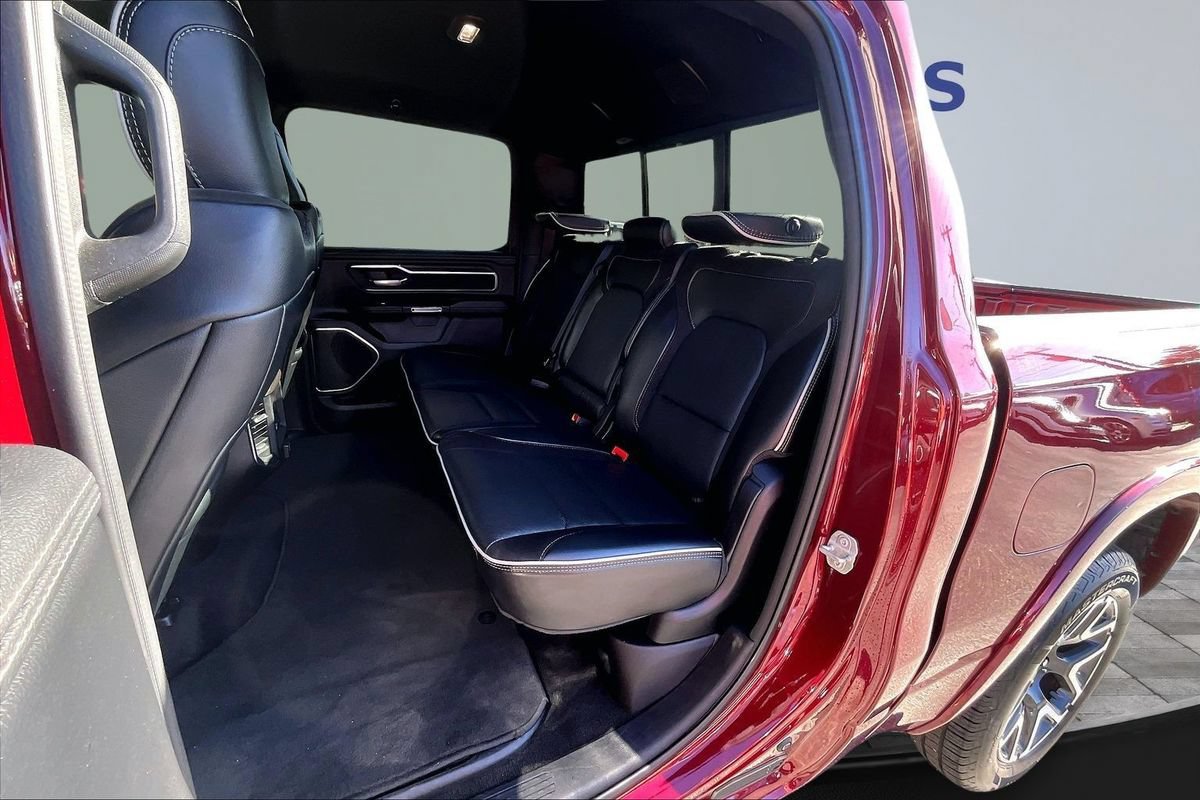 Used 2025 RAM 1500 Laramie AWD/4WD image 23