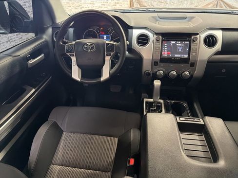 Used 2017 Toyota Tundra SR5 image 14
