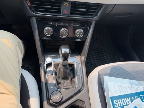 Certified 2023 Volkswagen Taos SE AWD/4WD image 19