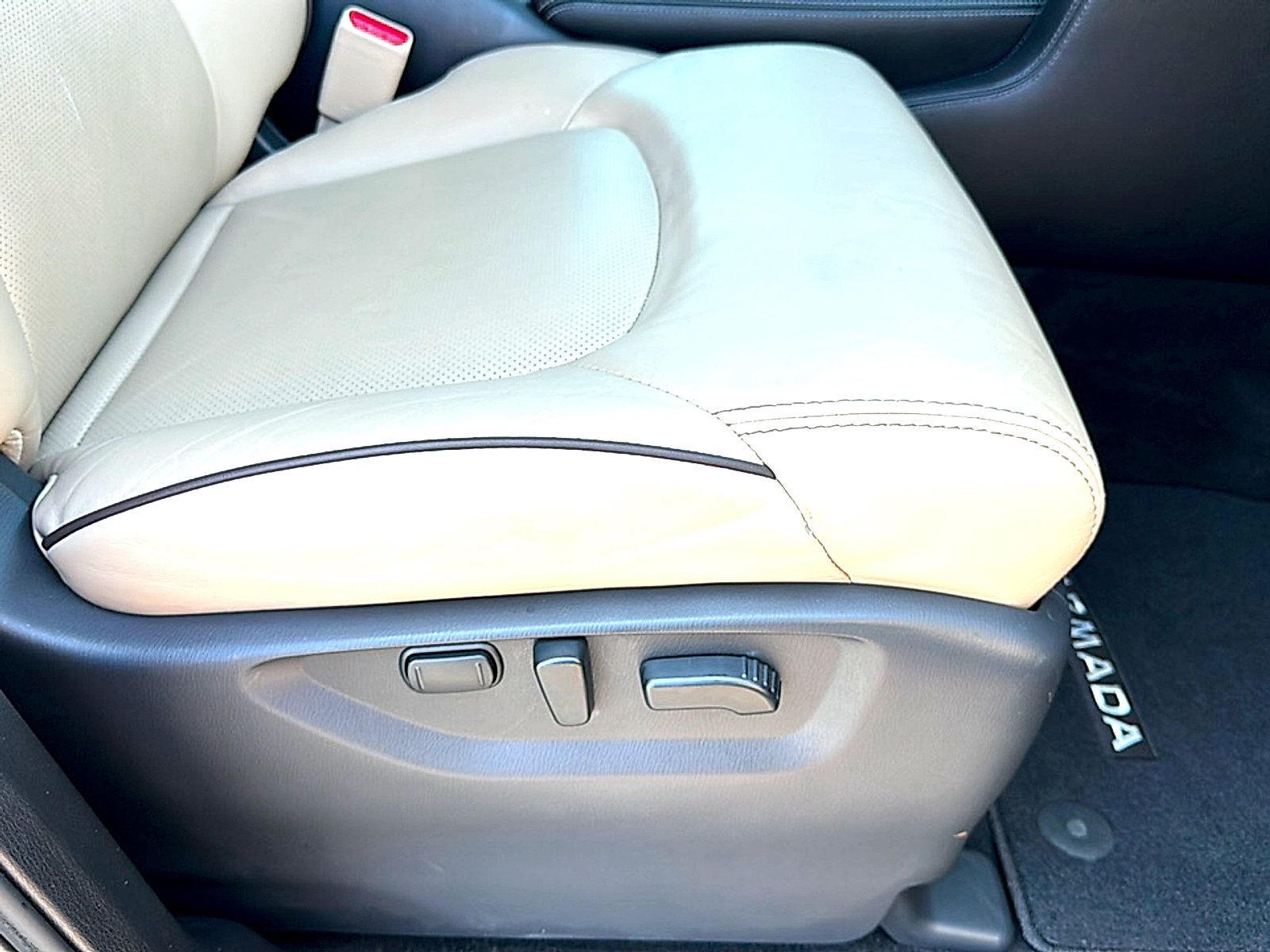 Used 2021 Nissan Armada SL RWD image 28