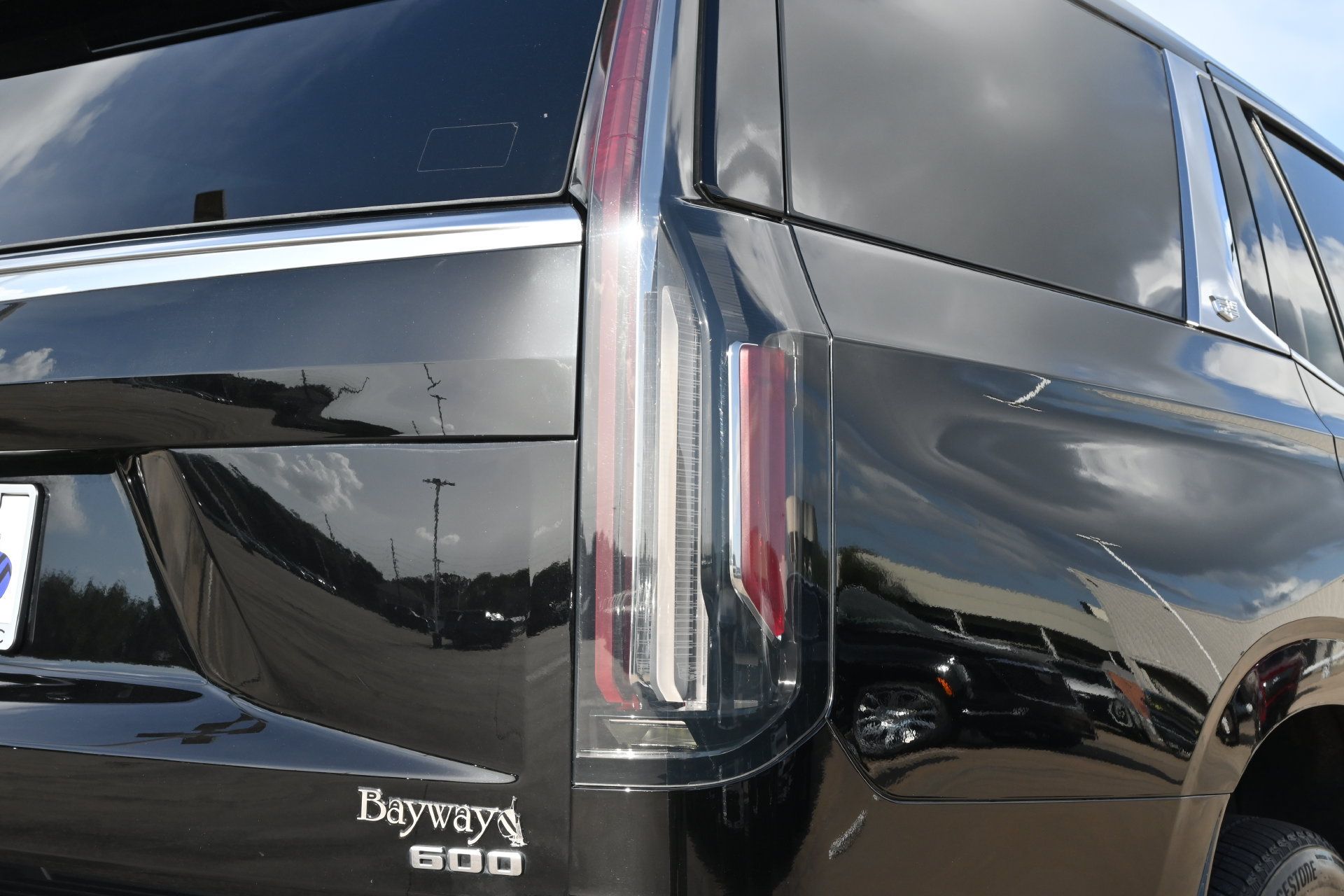 Certified 2024 Cadillac Escalade Luxury RWD image 22