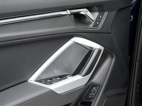 Used 2022 Audi Q3 2.0T Premium Plus w/ Premium Plus Package image 8