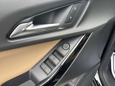New 2026 Chevrolet Equinox ACTIV FWD image 23