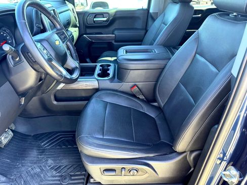 Used 2021 Chevrolet Silverado 1500 LTZ image 11