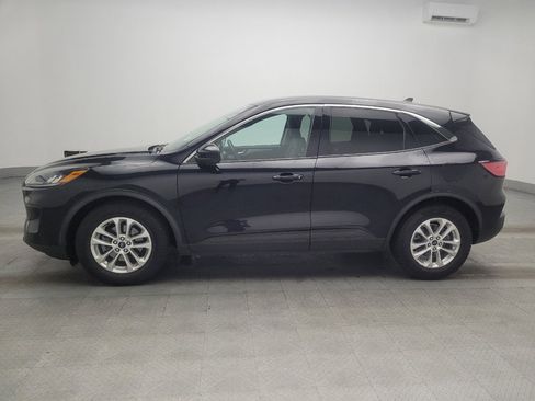 Used 2020 Ford Escape SE image 2