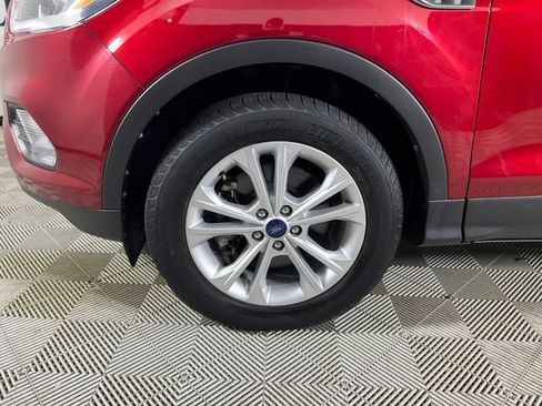 Used 2017 Ford Escape SE w/ Equipment Group 201A AWD/4WD image 24