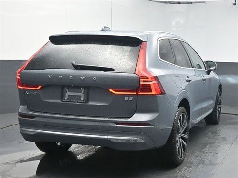 Certified 2023 Volvo XC60 B5 Ultimate w/ Protection Package Premier image 8