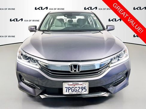 Used 2016 Honda Accord EX image 2