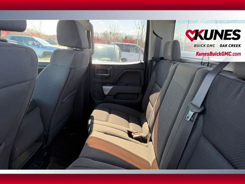 Used 2017 Chevrolet Silverado 1500 LT w/ Midnight Edition image 4