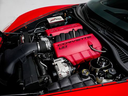 Used 2013 Chevrolet Corvette 427 w/ 1SC Preferred Equipment Group RWD image 37