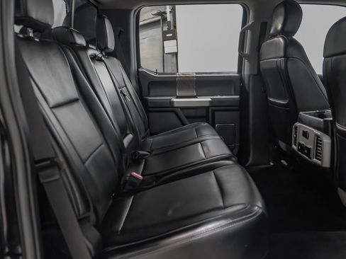 Used 2019 Ford F250 Lariat w/ Lariat Ultimate Package AWD/4WD image 36