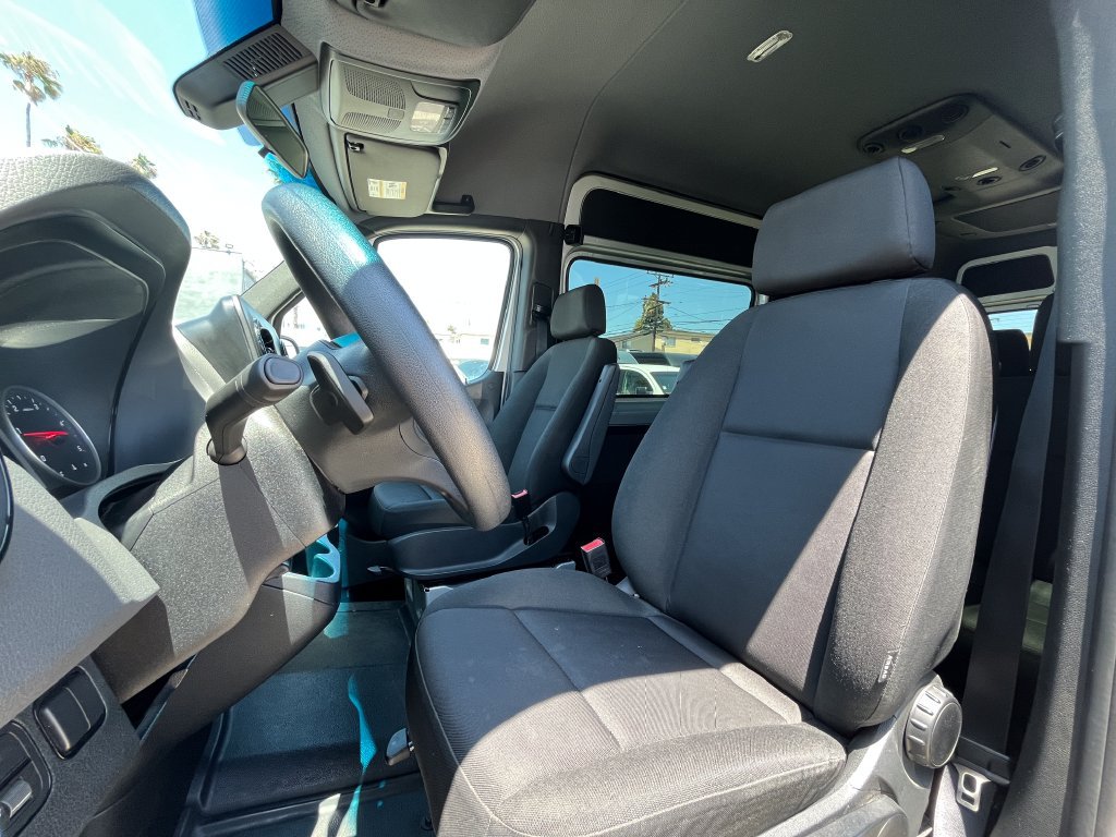 Used 2024 Mercedes-Benz Sprinter 2500 image 13