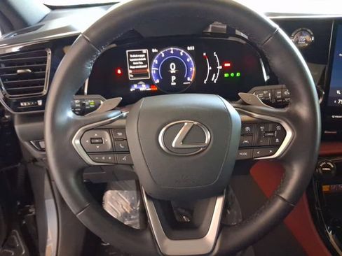 Used 2025 Lexus NX 250 FWD w/ Accessory Package (K3) image 16