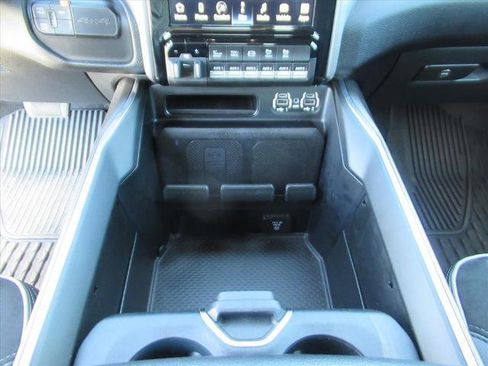 Used 2024 RAM 3500 Laramie w/ Sport Appearance Package image 27