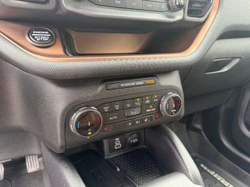 Used 2023 Ford Bronco Sport Badlands w/ Premium Package AWD/4WD image 28