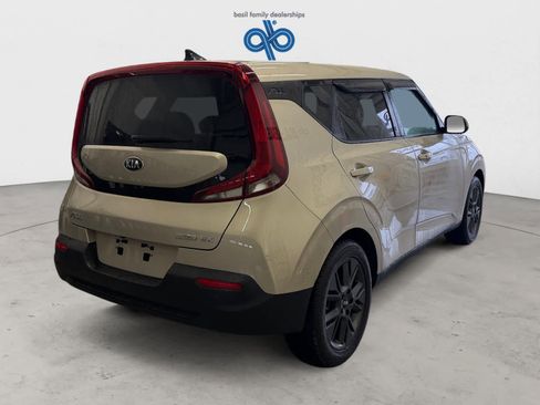 Used 2020 Kia Soul EX image 6