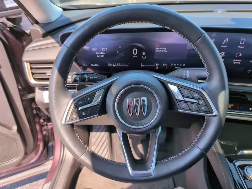 Used 2024 Buick Envision Avenir AWD/4WD image 18