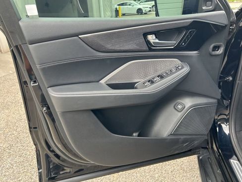 Certified 2023 Acura MDX SH-AWD w/ Advance Package image 16