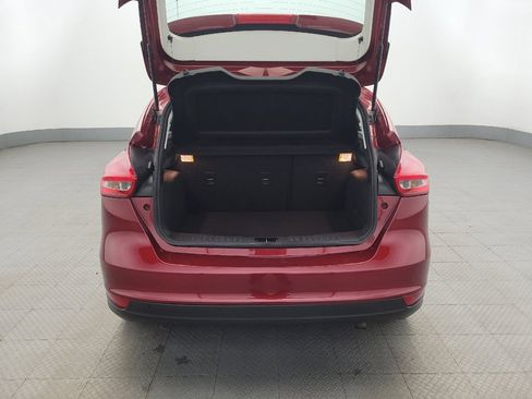 Used 2017 Ford Focus SE w/ Interior Protection Package image 29