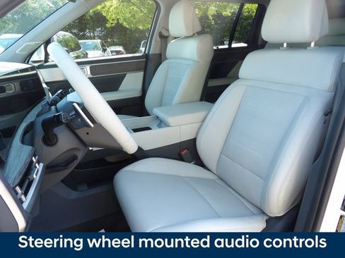 Certified 2025 Hyundai Santa Fe Limited AWD/4WD image 10