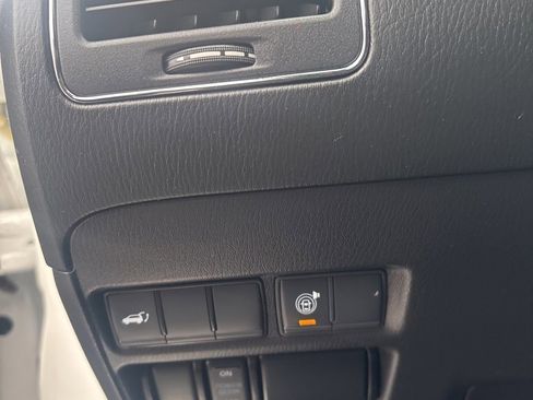 Used 2022 Nissan Armada SL w/ Midnight Edition Package image 14