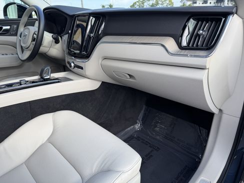 Certified 2023 Volvo XC60 B5 Plus w/ Protection Package Premier image 13
