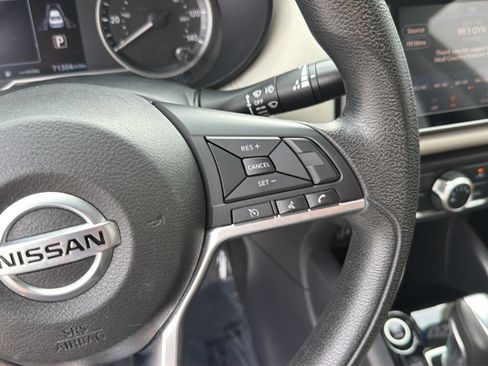 Used 2020 Nissan Versa SV FWD image 19