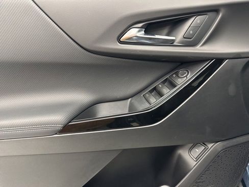 New 2026 Chevrolet Equinox LT w/ Convenience Package II image 9