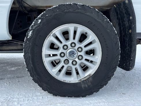 Used 2014 Ford F150 XLT w/ Equipment Group 301A Mid image 13