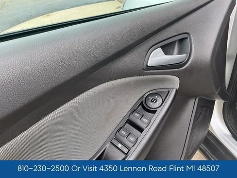 Used 2013 Ford Focus SE FWD image 15
