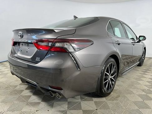 Used 2022 Toyota Camry SE AWD/4WD image 13